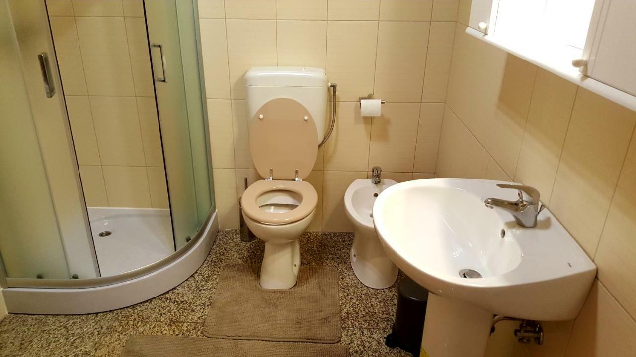 Apartment Dora Рийека Екстериор снимка
